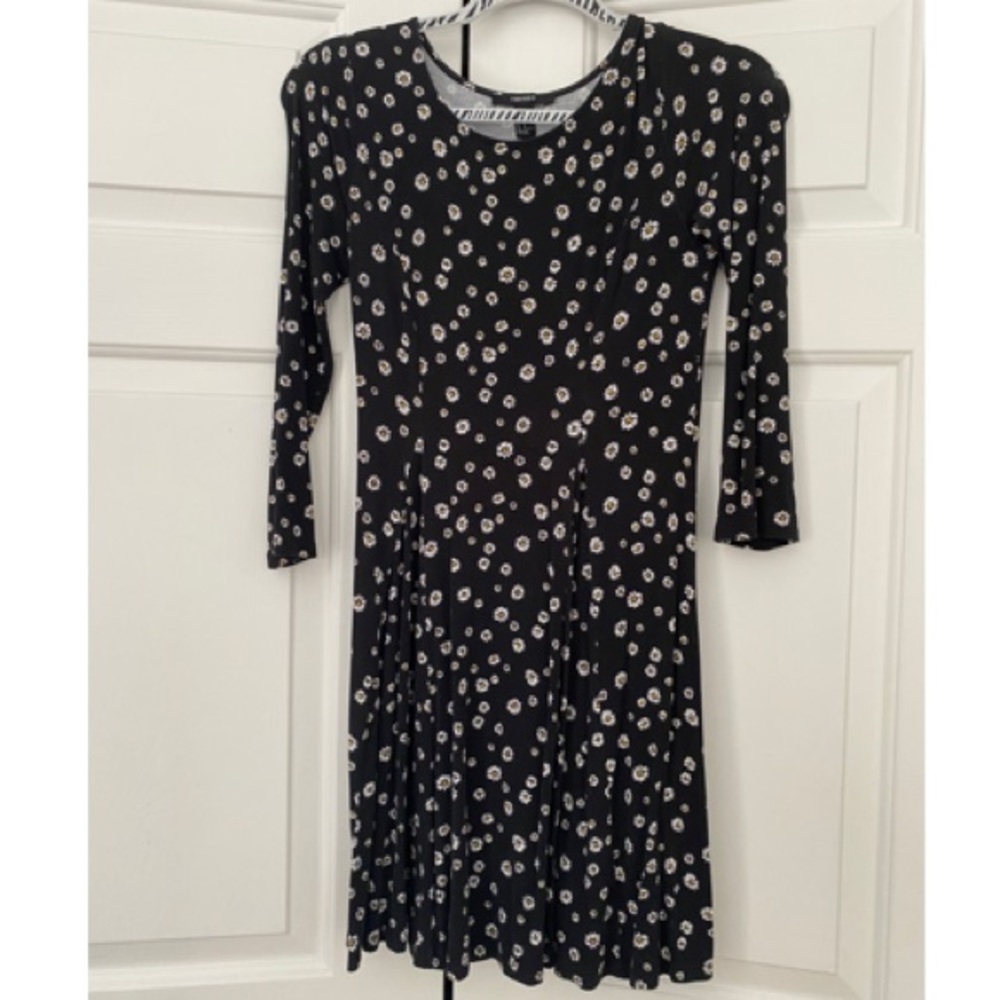 Black floral Forever 21 Dress